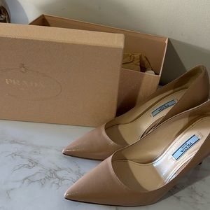Prada soft cameo pump